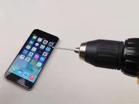 瘋狂暴力測試！iPhone 6屏幕遭遇電鉆