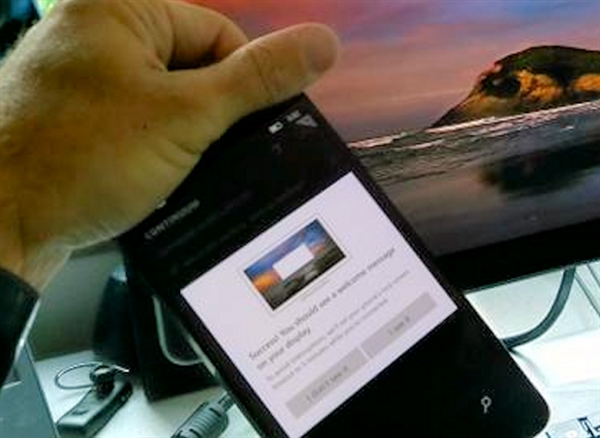 微軟高管自曝：疑似Lumia 950真機