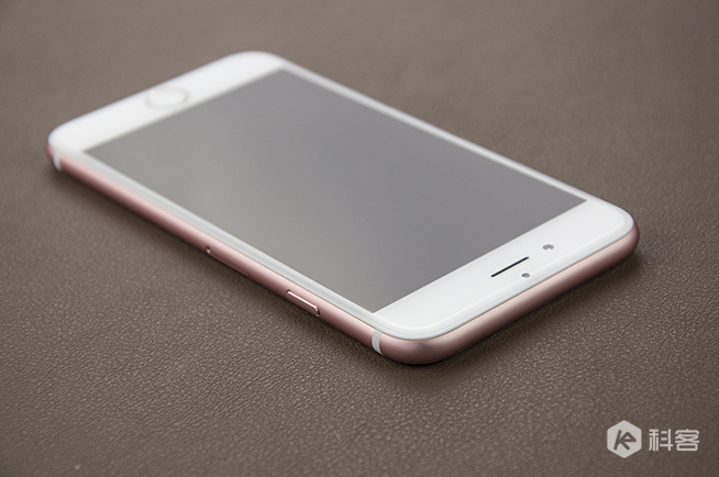 iPhone 6s開箱圖賞：誰說粉色就娘炮？