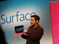 Surface Phone計(jì)劃確認(rèn)？新手機(jī)或明年發(fā)布