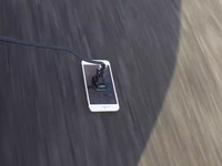 視頻：iPhone 6s機(jī)身很耐磨？馬路上磨擦一下再說
