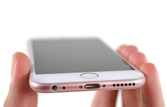 iPhone  7外觀將會大改：外凸鏡頭與白帶設計或被取消