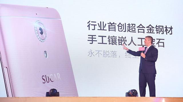 又見(jiàn)明星代言，SUGAR糖果時(shí)尚手機(jī)推新品F7