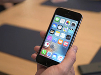 視頻：老瓶裝新酒？ iPhone SE上手評(píng)測(cè)