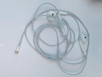 iPhone 7新版耳機(jī)曝光：3.5mm耳機(jī)孔真要被斃了！