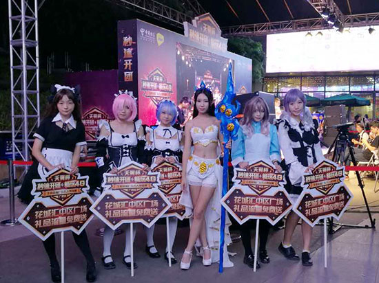 王者榮耀引爆萬人PK，冠軍獲萬元+5臺手機