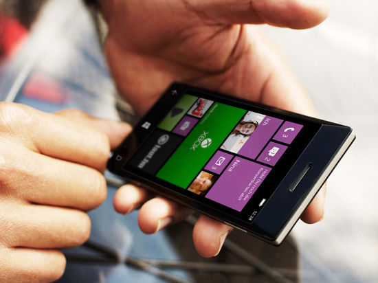Surface Phone有戲！微軟擴充Windows Mobile團隊