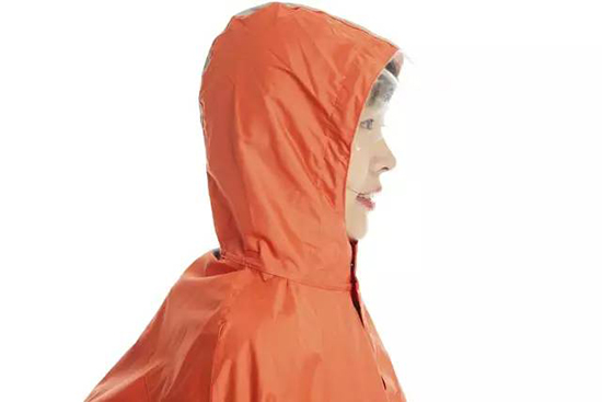 不務(wù)正業(yè)？摩拜單車試水賣便攜雨衣