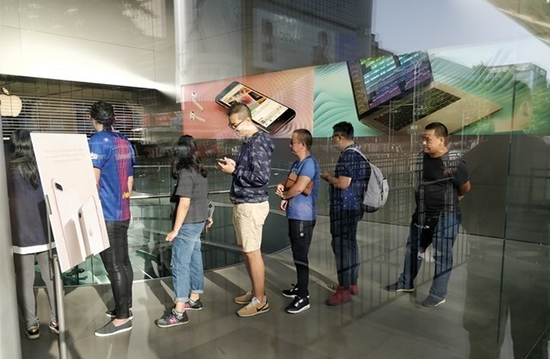 iPhone 8線下店首銷情況怎樣？結局很意外