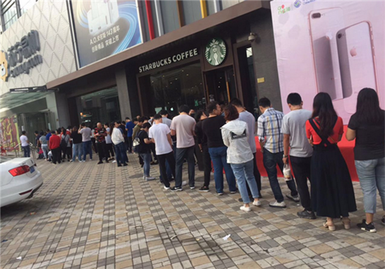 iPhone 8線下店首銷情況怎樣？結局很意外