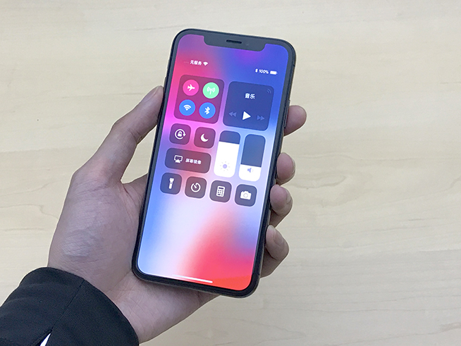 蘋果iPhone X上手體驗：全程驚艷，墨鏡難不倒面容ID