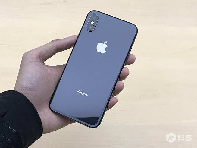 蘋果iPhone X上手體驗：全程驚艷，墨鏡難不倒面容ID