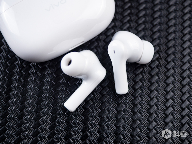 vivo TWS 2無線降噪耳機體驗：499元物超所值！智能動態(tài)降噪優(yōu)秀