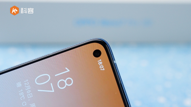 OPPO Reno7 Pro上手體驗：前后拍攝都了得！爆款秘訣全靠設計？