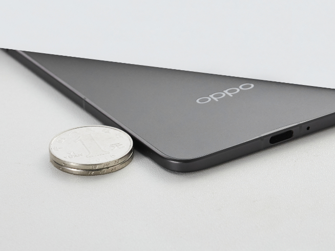 OPPO Find N5大泄密：保密協(xié)議=廢紙？媒體人直接憤怒